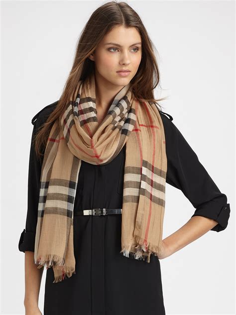 burberry scarf female
